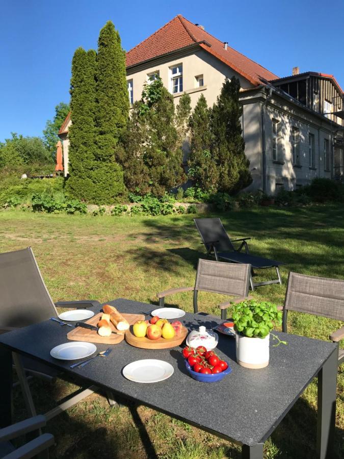Gutshaus Alt-Jargenow Apartment Alt Jargenow Bagian luar foto